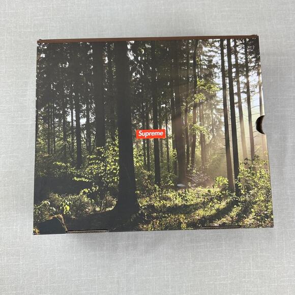 ? Timberland x Supreme 6\